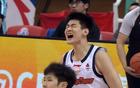 大鱼来了！广东“新王牌”狂轰32分17板，黑白矮后最强本土核心！